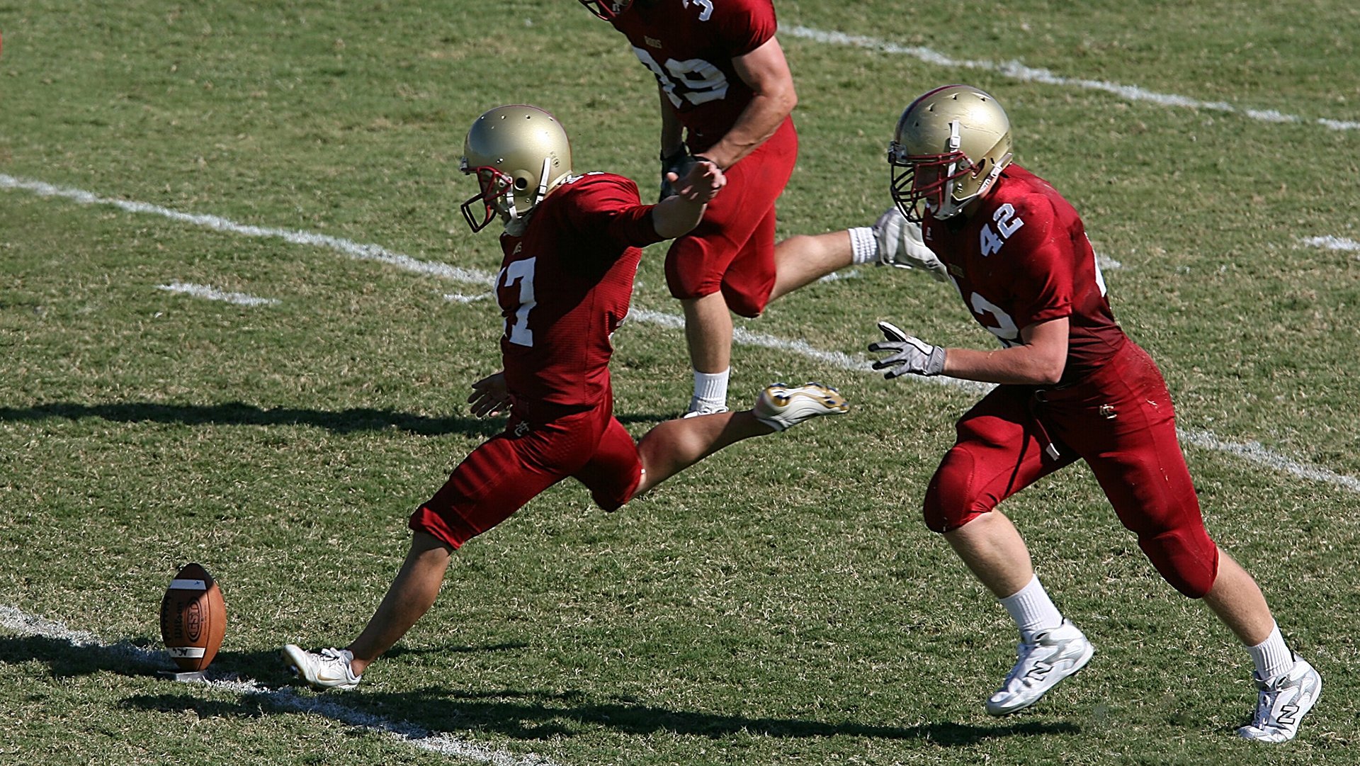 爱游戏igame-“球迷专属：你支持的球队最精彩瞬间投票”，球迷群体